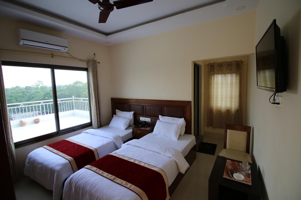 Hotel Suramma Rummindei Екстериор снимка